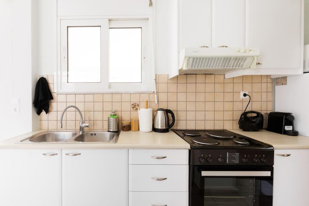 Adorable Sunny Studio With Private Balcony I Atény Exteriér fotografie
